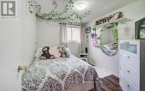 55 - 25 Linfield Drive, St. Catharines, ON - Indoor Photo Showing Bedroom