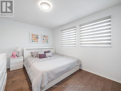 65 Westhampton Drive, Vaughan, ON - Indoor Photo Showing Bedroom