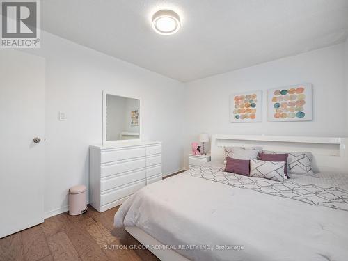 65 Westhampton Drive, Vaughan, ON - Indoor Photo Showing Bedroom