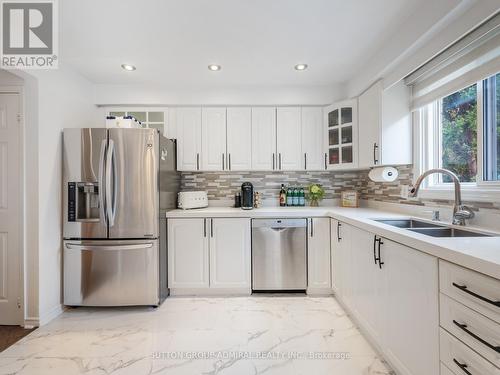 65 Westhampton Drive, Vaughan, ON - Indoor Photo Showing Kitchen With Double Sink