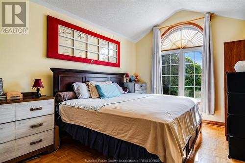 302 Applewood, Kingsville, ON - Indoor Photo Showing Bedroom