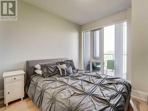 515A - 9608 Yonge Street, Richmond Hill, ON - Indoor Photo Showing Bedroom