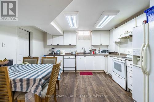 58 Leagate Street, Brampton, ON - Indoor Photo Showing Kitchen