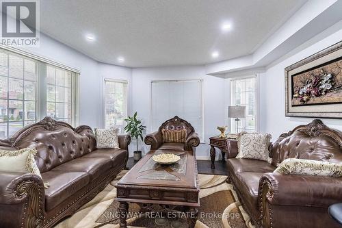 58 Leagate Street, Brampton, ON - Indoor Photo Showing Living Room