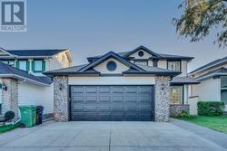 59 Douglas Shore Close SE  Calgary, AB T2Z 2K7