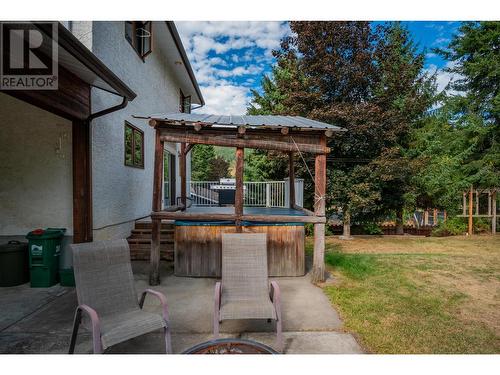 110 Cedar  Avenue, Fruitvale, BC - Outdoor With Deck Patio Veranda