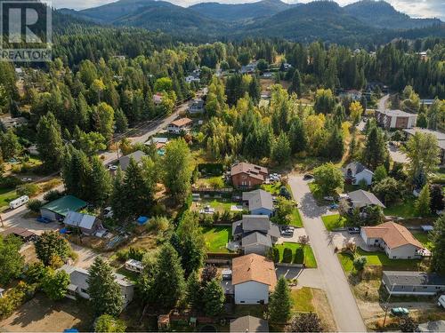 110 Cedar  Avenue, Fruitvale, BC - Outdoor With View