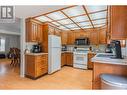 110 Cedar  Avenue, Fruitvale, BC  - Indoor Photo Showing Kitchen 