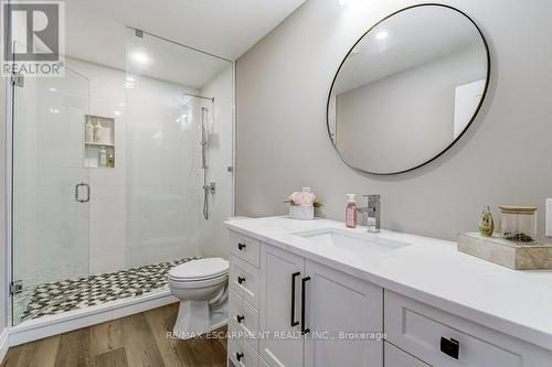 542 Paris Road, Brant, ON - Indoor Photo Showing Bathroom