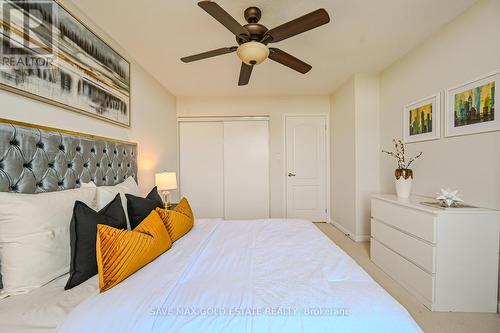 34 Finney Terrace N, Milton, ON - Indoor Photo Showing Bedroom