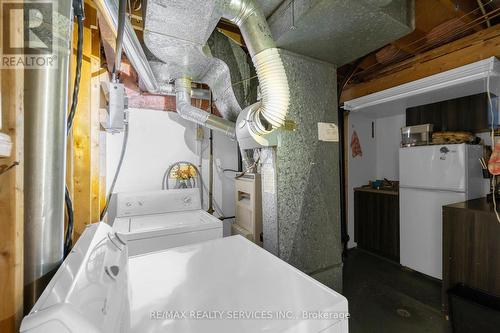 81 Glenforest Road, Brampton, ON - Indoor Photo Showing Laundry Room