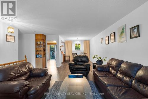 81 Glenforest Road, Brampton, ON - Indoor Photo Showing Living Room