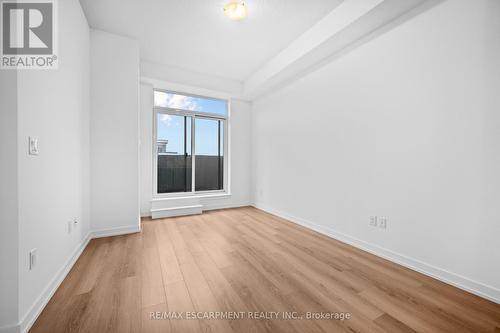 513 - 470 Dundas Street E, Hamilton, ON - Indoor Photo Showing Other Room