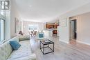 4661 Homewood Avenue, Niagara Falls, ON  - Indoor Photo Showing Living Room 