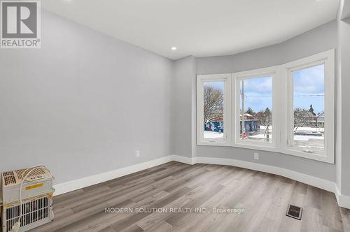 165 Stirton Street, Hamilton, ON - Indoor Photo Showing Other Room