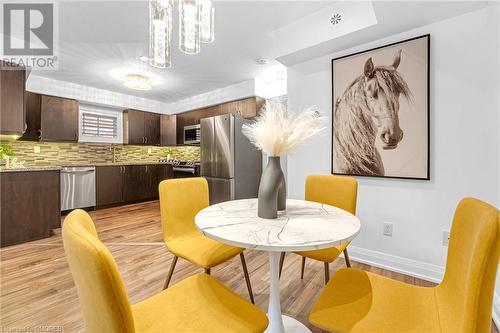 2579 Sixth Line, Oakville, ON - Indoor Photo Showing Dining Room