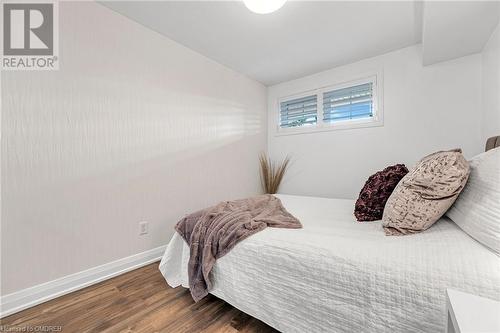 2579 Sixth Line, Oakville, ON - Indoor Photo Showing Bedroom