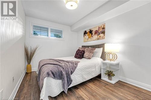 2579 Sixth Line, Oakville, ON - Indoor Photo Showing Bedroom