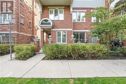 2579 Sixth Line, Oakville, ON - Outdoor