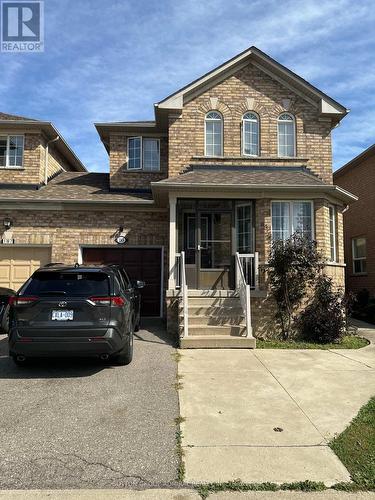 185 Red Maple Road, Richmond Hill, ON - Outdoor With Facade