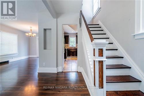 139 Pleasant Avenue, St. Catharines, ON - Indoor Photo Showing Other Room