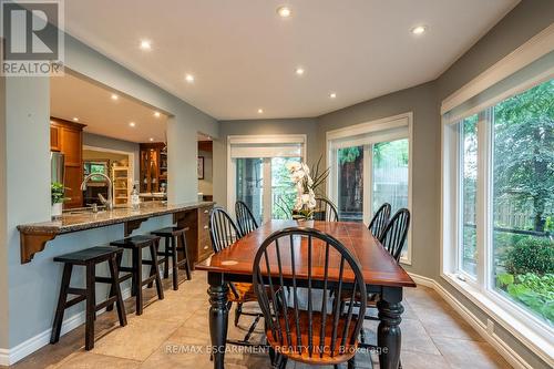 33 Cumminsville Drive, Hamilton, ON - Indoor Photo Showing Dining Room