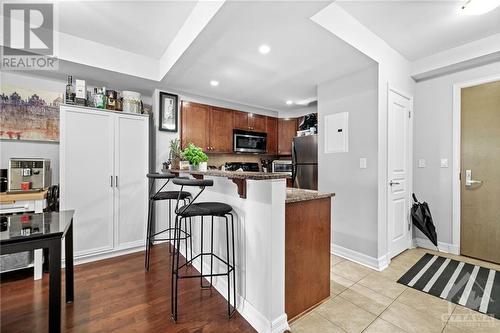 200 Besserer Street Unit#409, Ottawa, ON - Indoor Photo Showing Kitchen