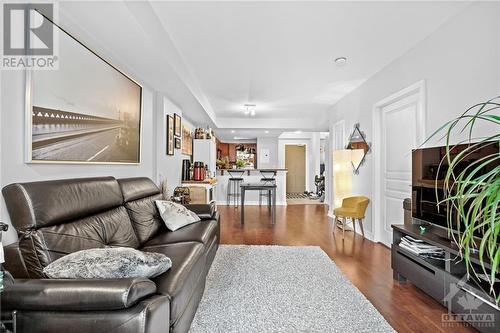 200 Besserer Street Unit#409, Ottawa, ON - Indoor Photo Showing Living Room