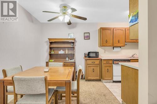 555 Rowcliffe Avenue Unit# 206, Kelowna, BC - Indoor Photo Showing Dining Room