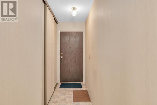 555 Rowcliffe Avenue Unit# 206, Kelowna, BC - Indoor Photo Showing Other Room