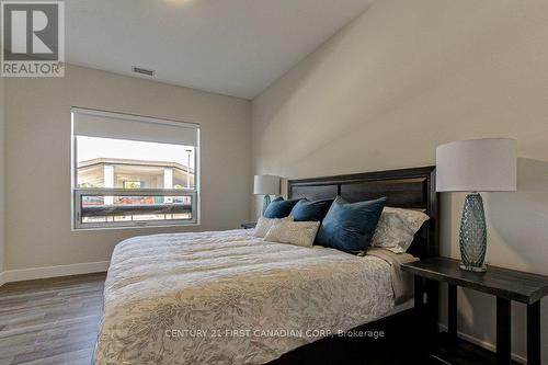 202 - 1696 Fiddlehead Place, London, ON - Indoor Photo Showing Bedroom