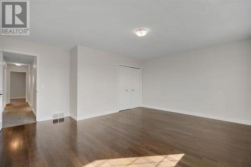 24 Tuscarora Place Nw, Calgary, AB - Indoor Photo Showing Other Room