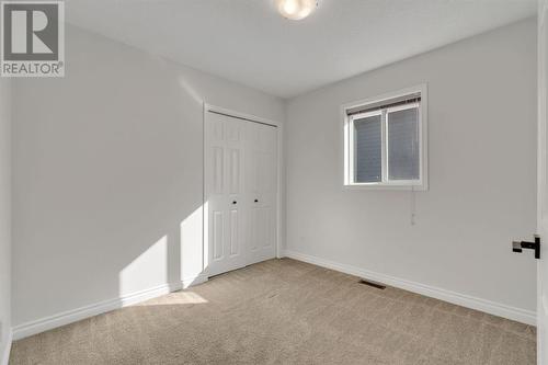 24 Tuscarora Place Nw, Calgary, AB - Indoor Photo Showing Other Room