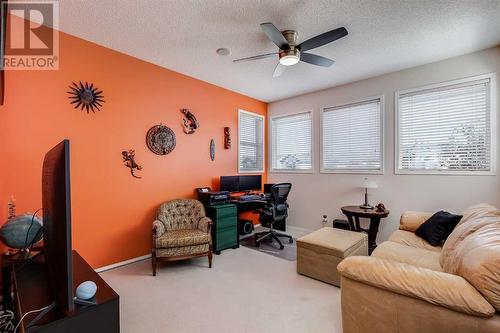 110 Citadel Meadow Bay Nw, Calgary, AB - Indoor