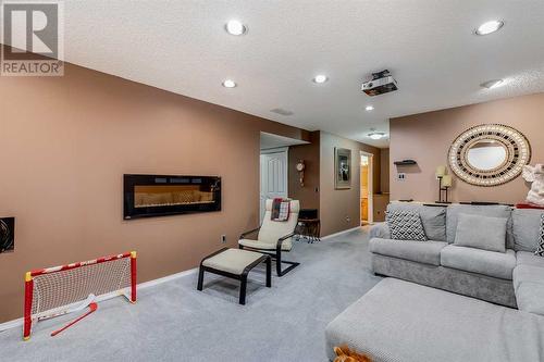 110 Citadel Meadow Bay Nw, Calgary, AB - Indoor