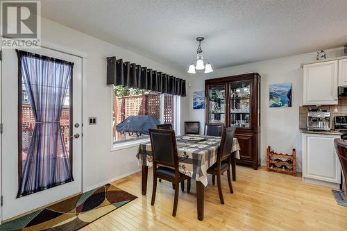 110 Citadel Meadow Bay Nw, Calgary, AB - Indoor Photo Showing Dining Room