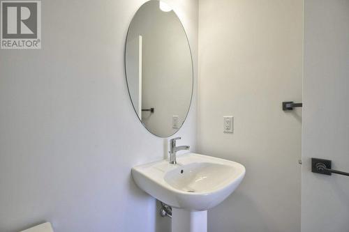 131 Legacy Reach Court Se, Calgary, AB - Indoor Photo Showing Bathroom