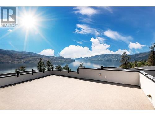 5843 Somerset Avenue, Peachland, BC - Outdoor With Body Of Water With View