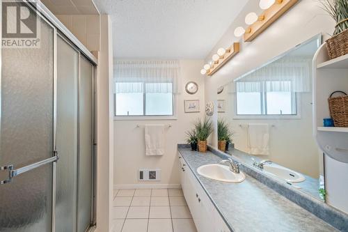 3620 Webber Road, West Kelowna, BC - Indoor Photo Showing Bathroom