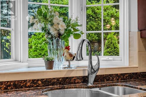 133 Elizabeth Street, Ajax, ON - Indoor Photo Showing Kitchen With Double Sink