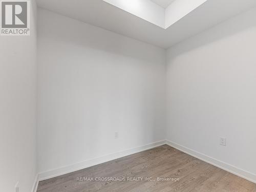 605 - 120 Eagle Rock Way, Vaughan, ON - Indoor Photo Showing Other Room