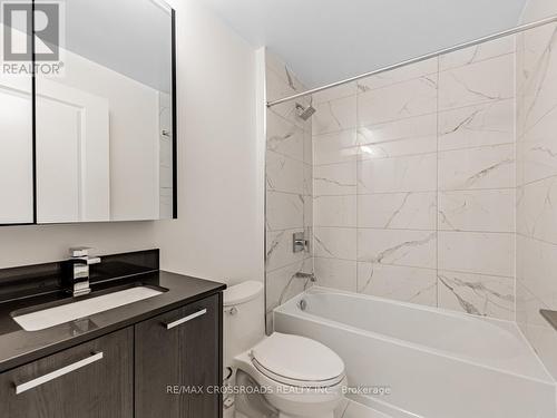 605 - 120 Eagle Rock Way, Vaughan, ON - Indoor Photo Showing Bathroom