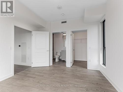 605 - 120 Eagle Rock Way, Vaughan, ON - Indoor Photo Showing Other Room