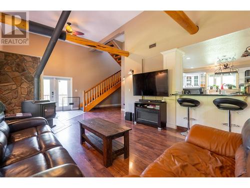 12860 Bowan Road, Prince George, BC - Indoor Photo Showing Living Room