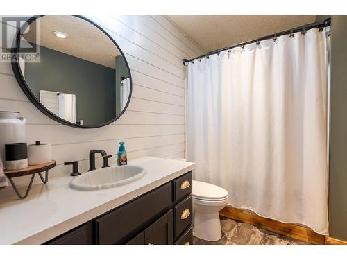 12860 Bowan Road, Prince George, BC - Indoor Photo Showing Bathroom