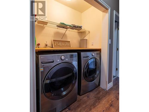 12860 Bowan Road, Prince George, BC - Indoor Photo Showing Laundry Room