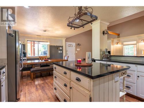 12860 Bowan Road, Prince George, BC - Indoor Photo Showing Kitchen