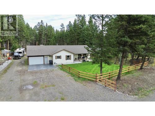 4837 Gloinnzun Drive, 108 Mile Ranch, BC - Outdoor