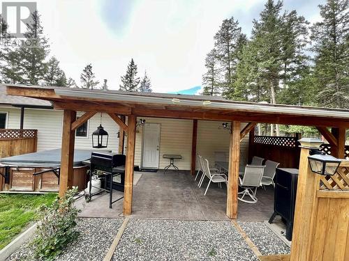 4837 Gloinnzun Drive, 108 Mile Ranch, BC - Outdoor With Exterior