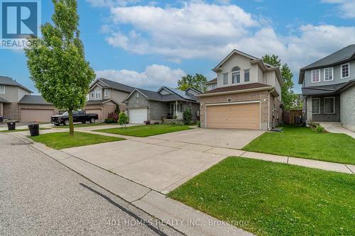 551 Ontario Street N, Woodstock, ON - Outdoor With Facade